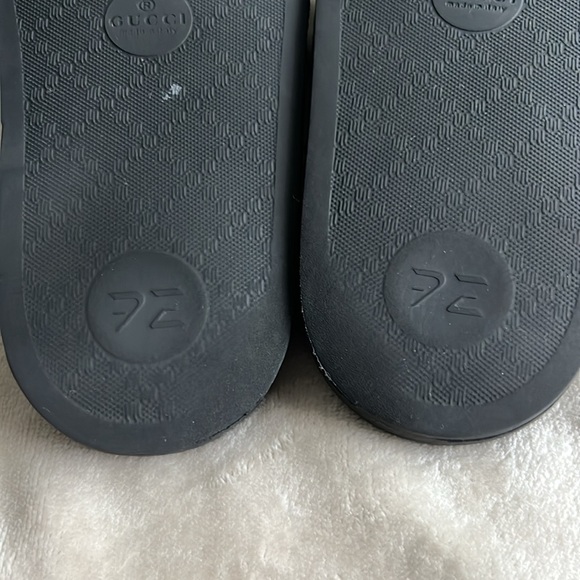 Gucci Logo Slide Rubber Black. Size 8 - Picture 10 of 16